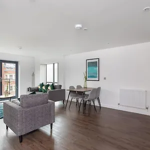 Zeni, Ouse Court Lovely 2 Bed York