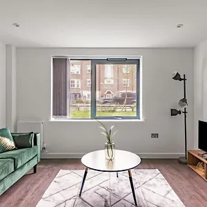 Stayzeni, Ouse Court Fabulous 2 Bed Flat York