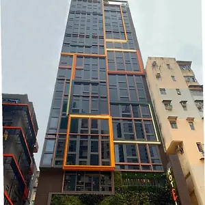 E 3*, 香港 中国